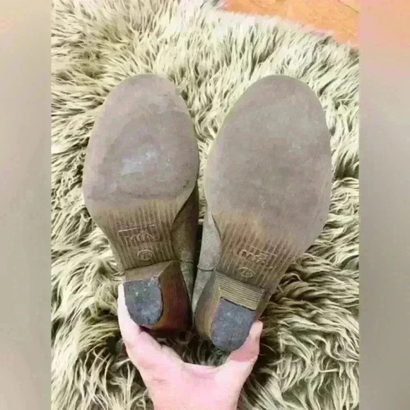 Mia‎ Ankle Booties Size 7.5 - Picture 9 of 9